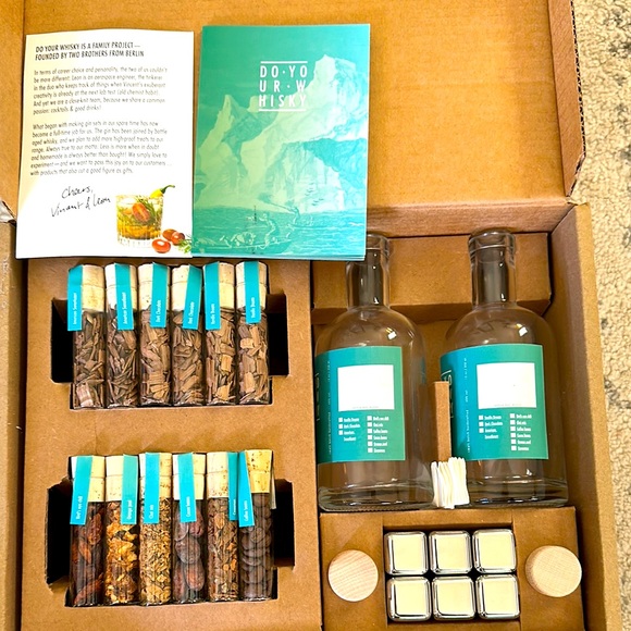 Make Your Own Whisky Kit - Picture 1 of 8